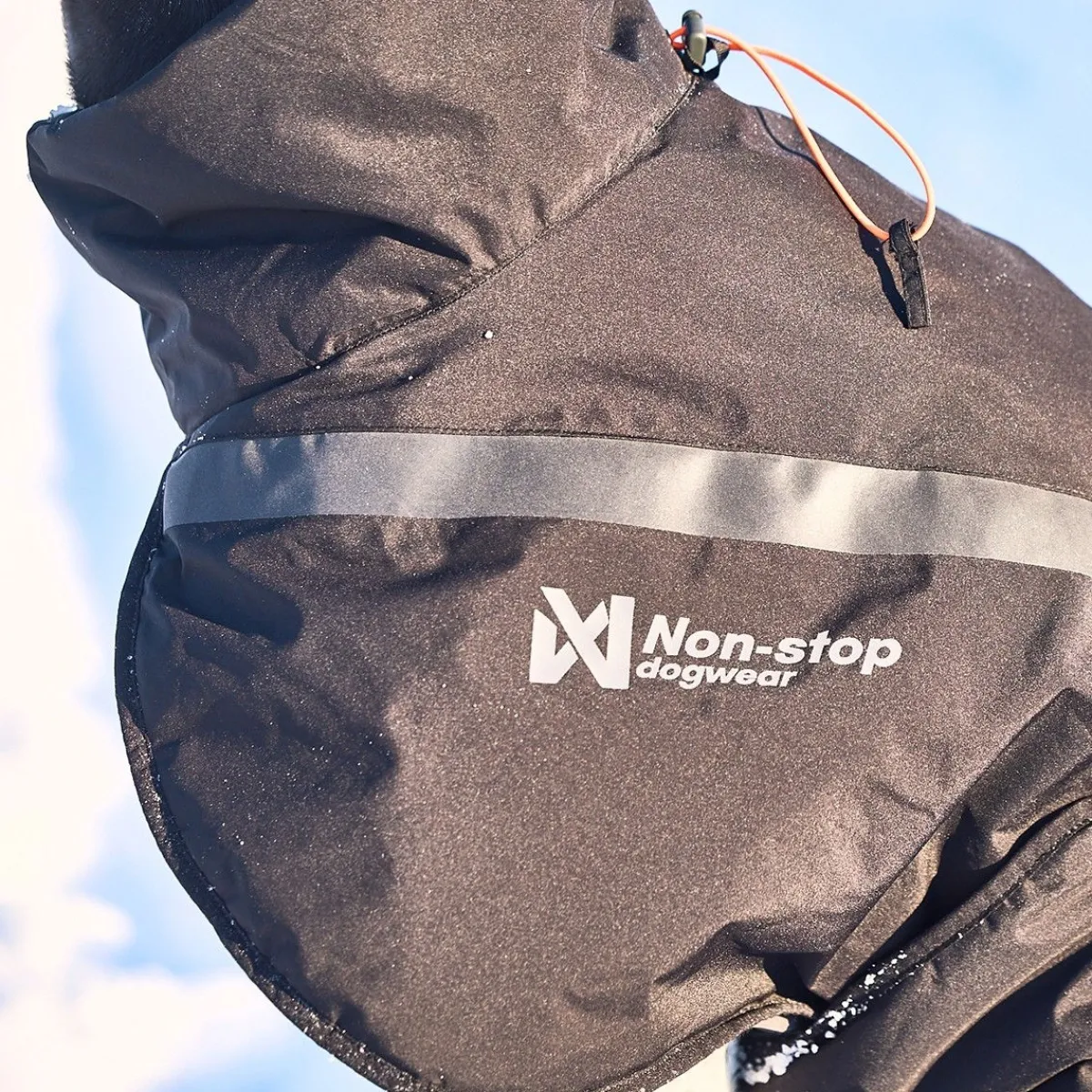 Non-stop dogwear Koiran Vaatteet|Koiran Talvitakit*Non-Stop Trekking koiran talvitakki, musta