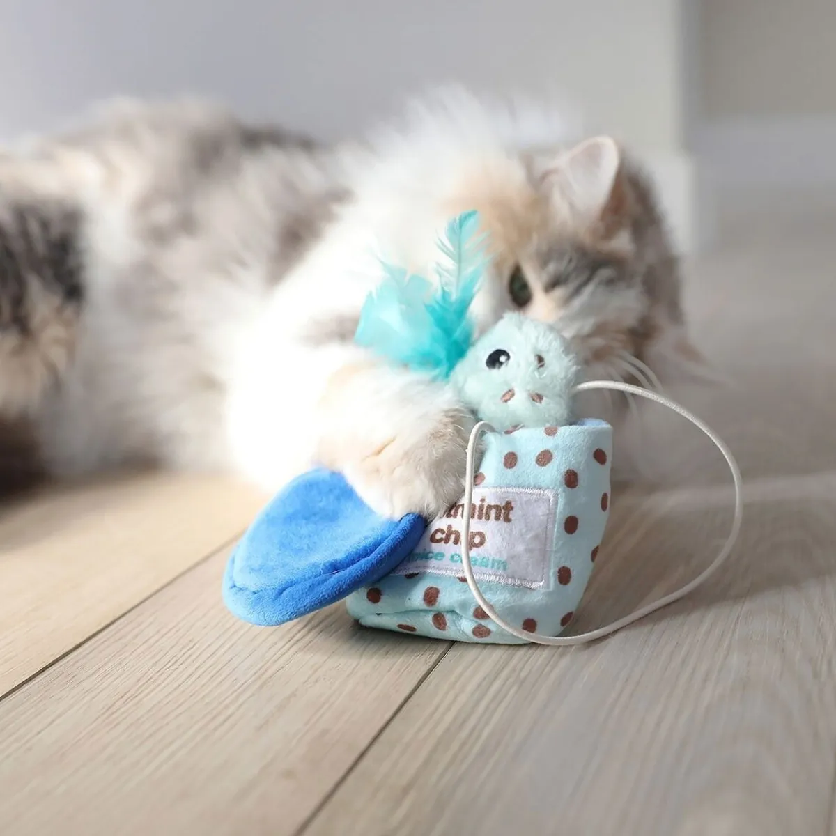 Quirky Kitty Kissanminttulelut*Mice cream hide-a-toy